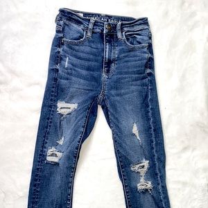 American Eagle High Waisted Jeans